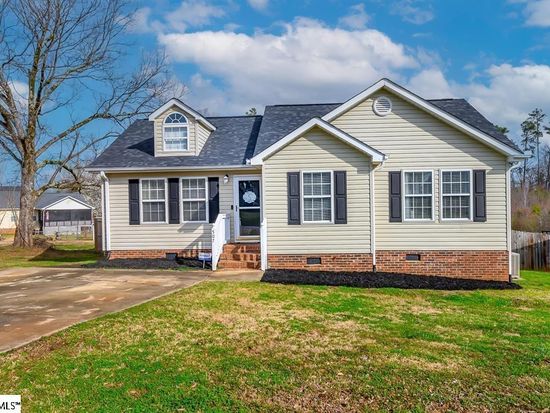 507 Habersham Ln, Easley, SC 29642