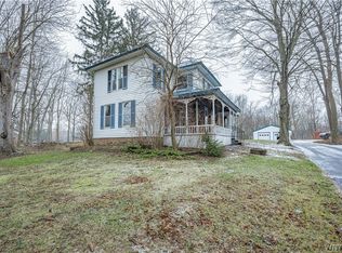 5467 Ridge Rd, Lockport, NY 14094