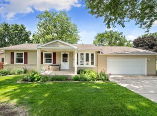 4N160 Kenwood Ave, West Chicago, IL