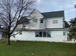 8800 N 775 East Rd, Stanford, IL 61774