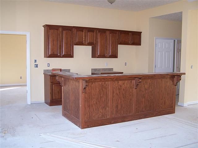 2nd image of 1055 Sweet Oak Rdg
