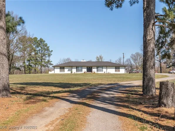 809 W Broadway St, Spiro, OK 74959