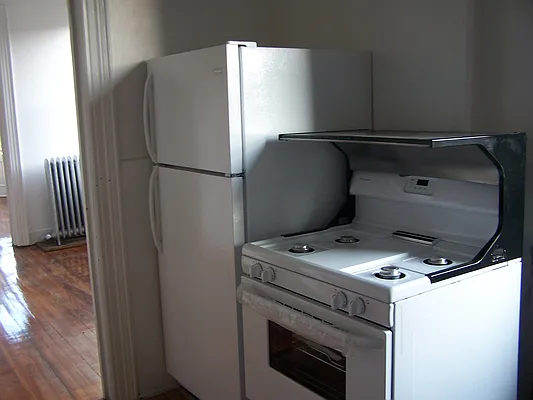 Rented by Frances Rizzuto, LREB | media 13