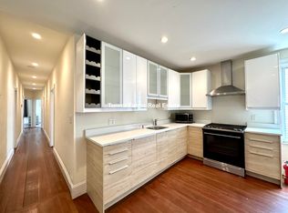 692 Columbia Rd #2R, Dorchester, MA 02125