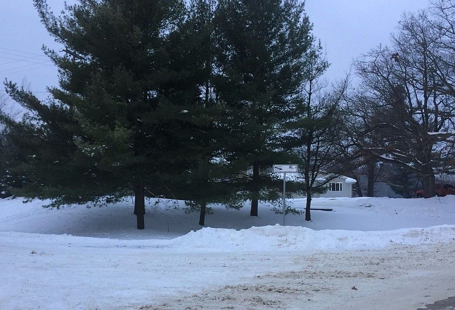 2nd image of 1400 E Drahner Rd