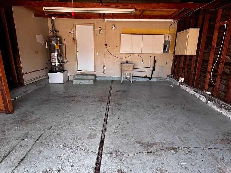 6150 Everglades Ct — Photo 22