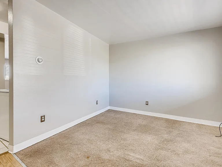 5540 S Sherman St #19 — Photo 3