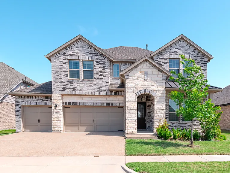 3208 Morris Ln — Photo 1