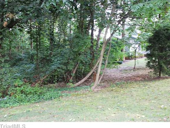 4th image of 2315 Denise Ln