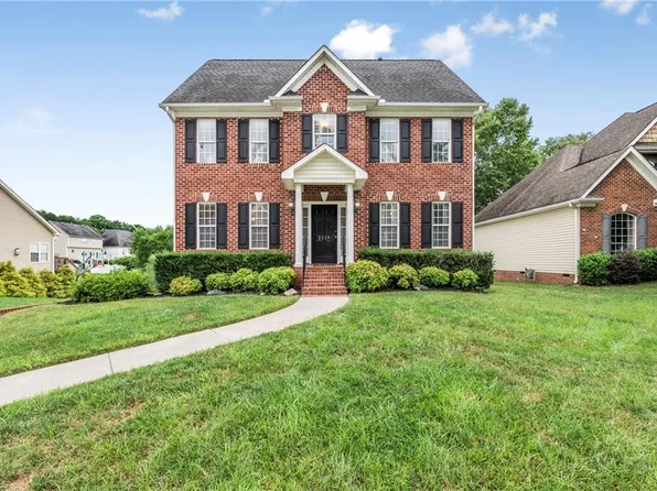 2519 Brook Stone Dr, Clemmons, NC 27012
