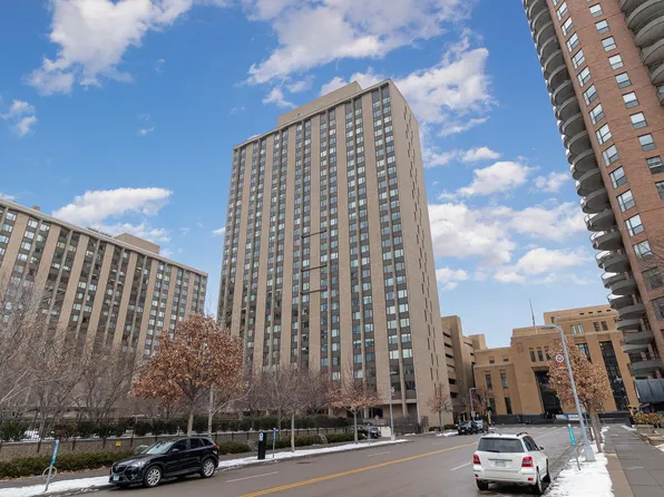 15 S 1st St APT A1012, Minneapolis, MN 55401