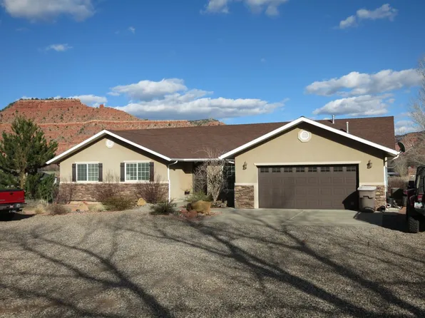 270 N Gunsmoke Pass, Kanab, UT 84741