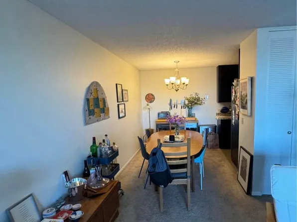 4530 Park Commons Dr APT 215, Saint Louis Park, MN 55416
