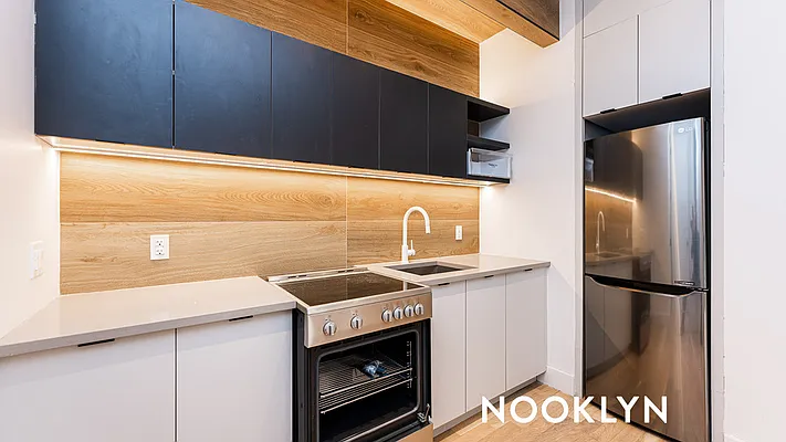 Rented by Nooklyn NYC LLC | media 70