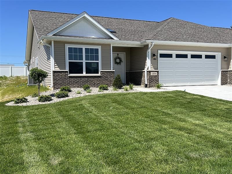 1st image of 10056 W 133rd Pl