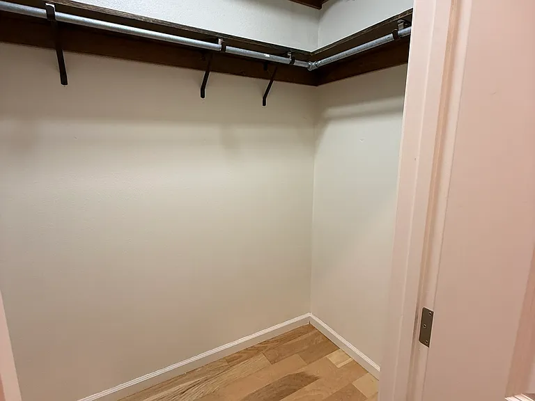 129 Willowbend Ct — Photo 8