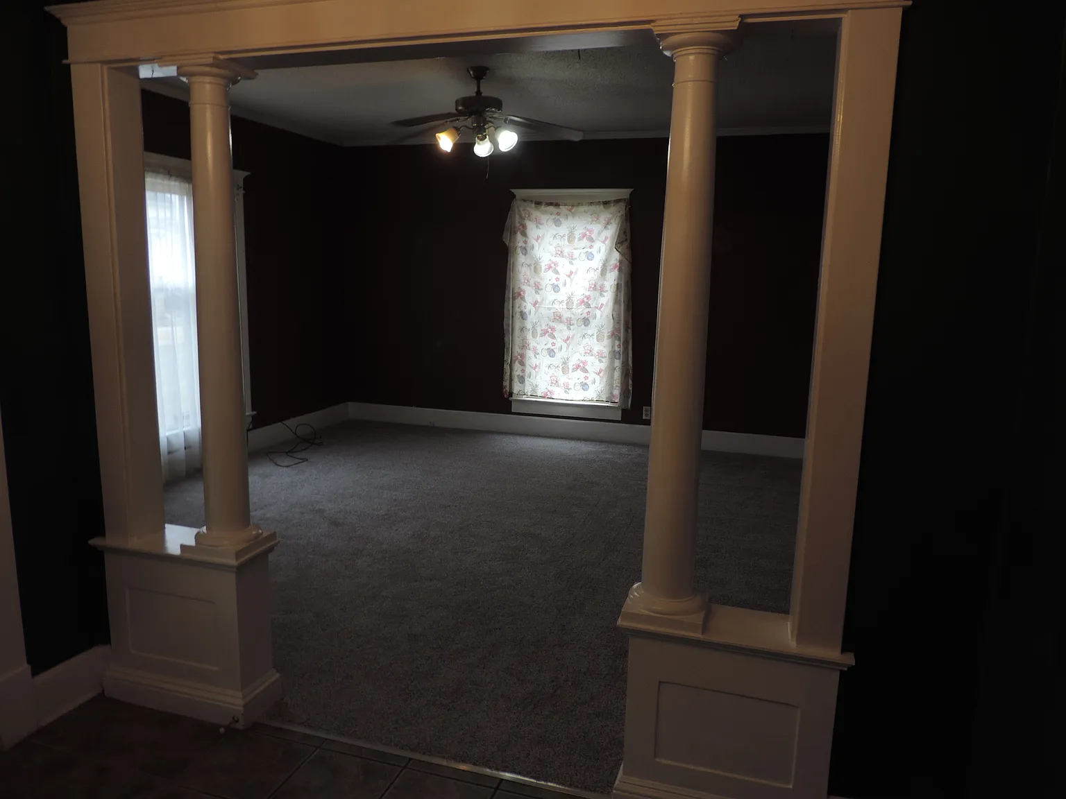 2131 N D St photo 1