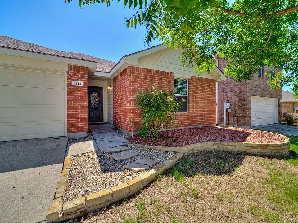 1st image of 1115 Caroline Dr