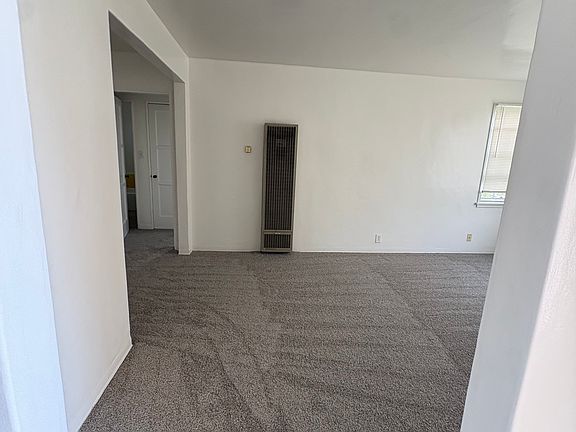 4th image of 501 E Carrillo St #503