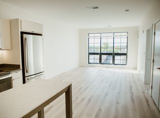 118 N Durkee St #204, Appleton, WI 54911