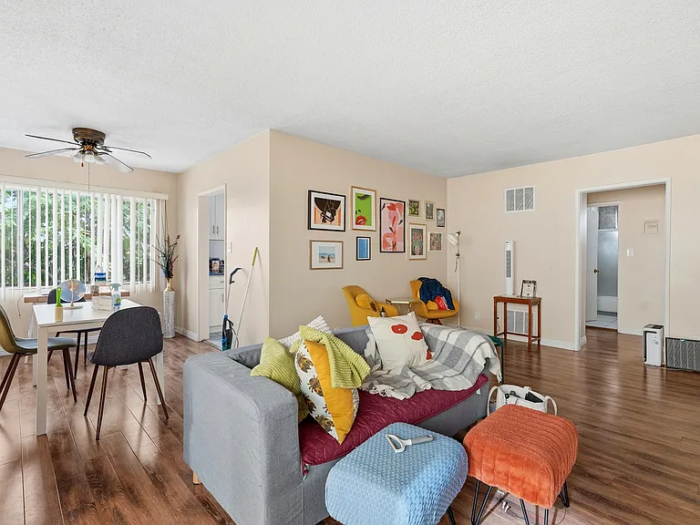 1475 S Wooster St #4 — Photo 5
