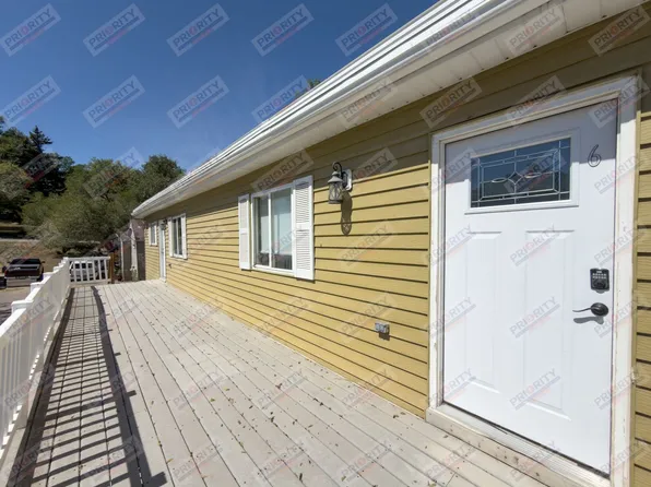 103 W 7th St, 103 W 7th St APT 6, Gillette, WY 82716