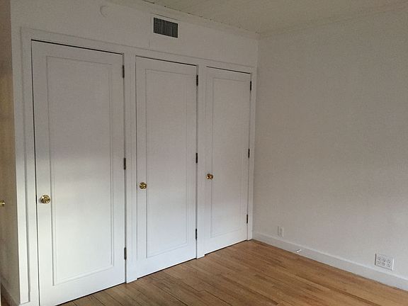 5th image of 134 10th Ave Unit 2