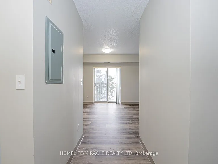 274 Erb St W #610 — Photo 9