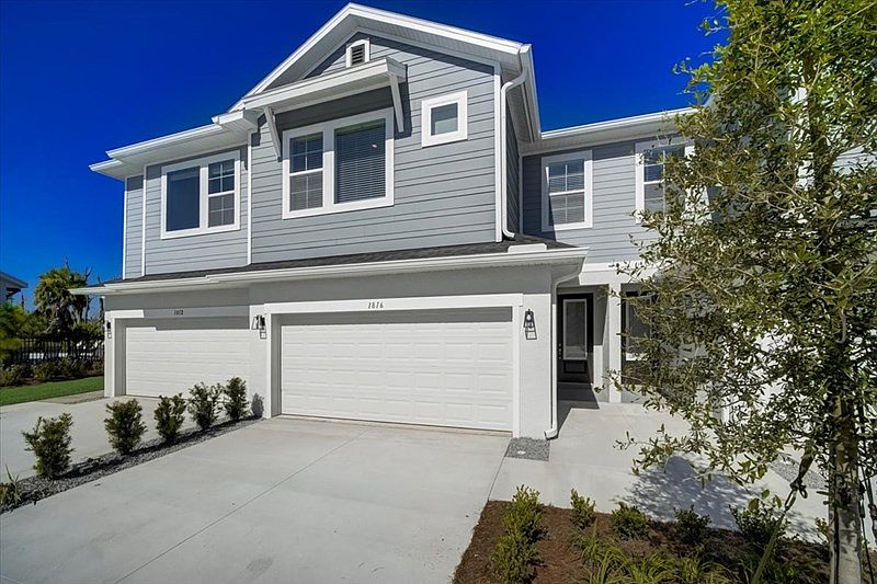 The Chatmire II - A Exterior