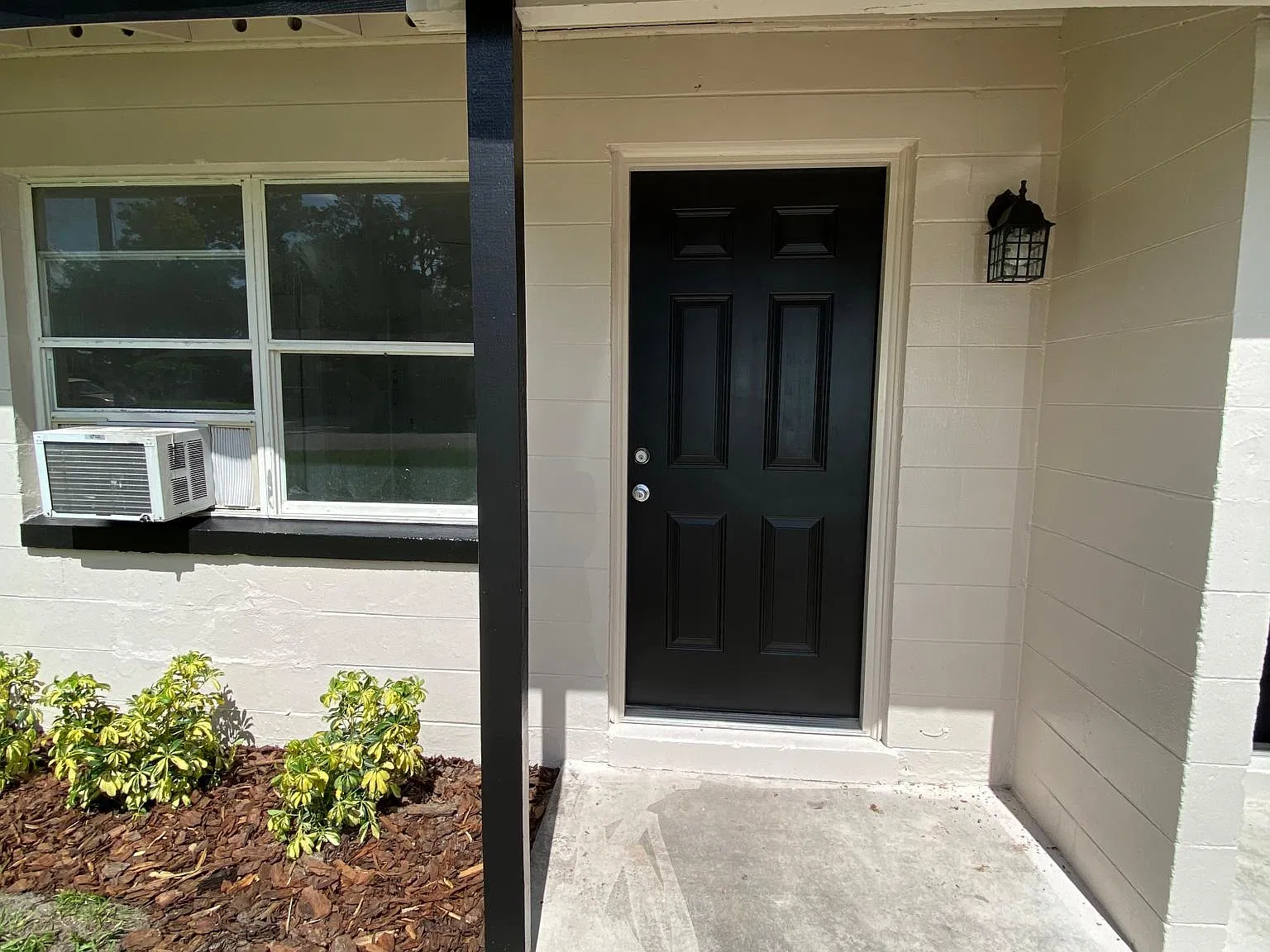 2 bed, 750 sqft, $1,295 — Photo 2
