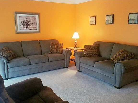 2nd image of 901 Decker Dr