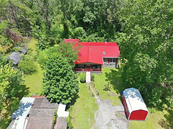 2nd image of 5843 Valley Dr