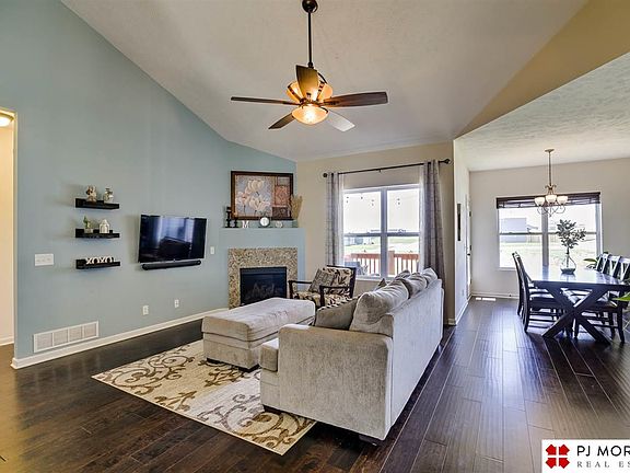 5th image of 4840 N 208th Ave