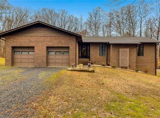 1806 Yadkin Valley Rd, Advance, NC 27006
