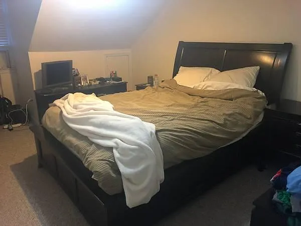 top floor bedroom