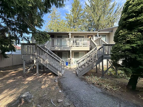 2nd image of 19115 SE Yamhill St APT E