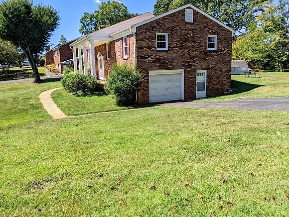 3rd image of 11 Belmont Pl