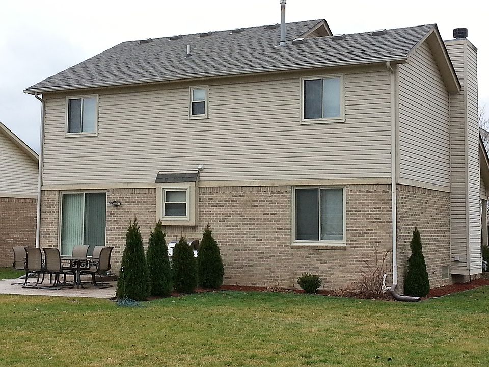 1st image of 23581 Stauch Dr #33