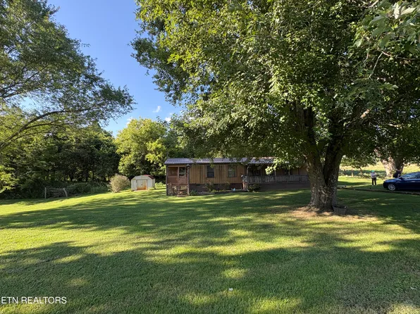 90 Red Dog Ln, Afton, TN 37616