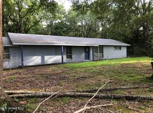 1531 Davis Rd, Terry, MS 39170