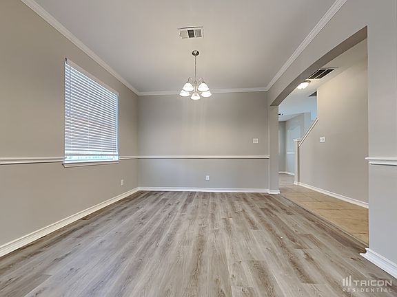 4th image of 1532 Santos Dr
