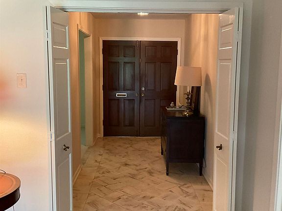 5th image of 5977 Hyacinth Ave