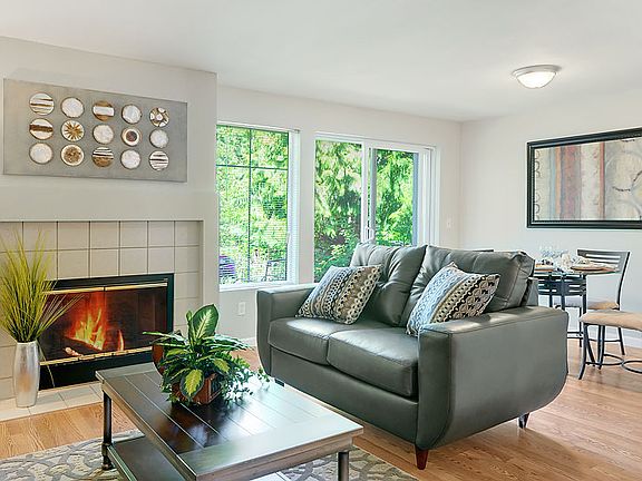 3rd image of 23203 56th Ave S #13-3