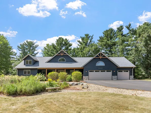 2403 Eagle Ridge Dr, Menomonie, WI 54751