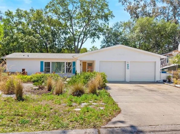 690 55th Ave NE, Saint Petersburg, FL 33703