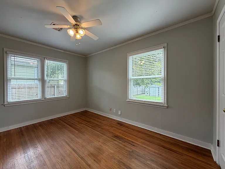 3820 S Detroit Ave — Photo 10
