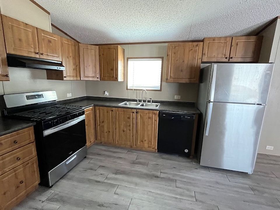 1st image of 3900 Lenore Dr #188