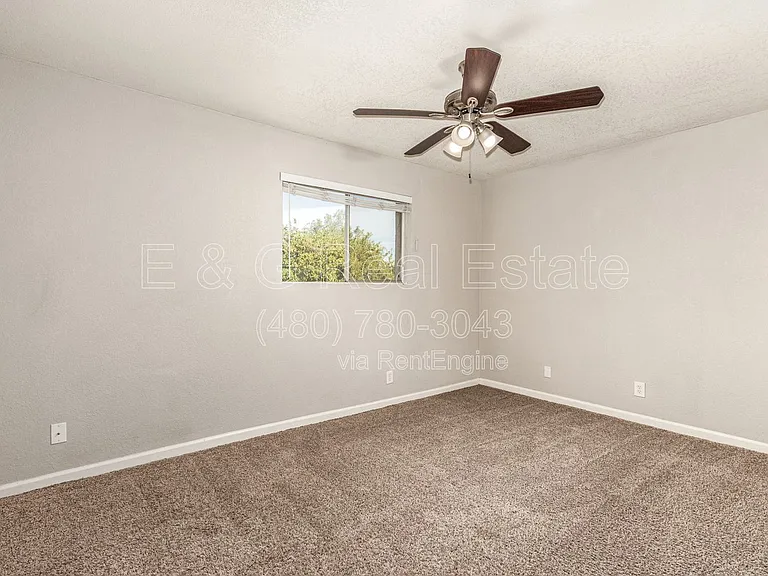 1708 N Daffodil St — Photo 23