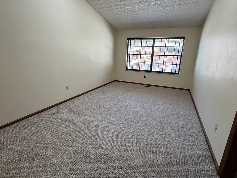 6314 Pine Dr — Photo 11