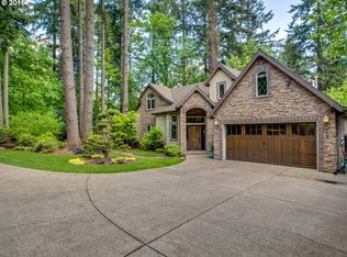 645 Country Club Rd, Lake Oswego, OR 97034